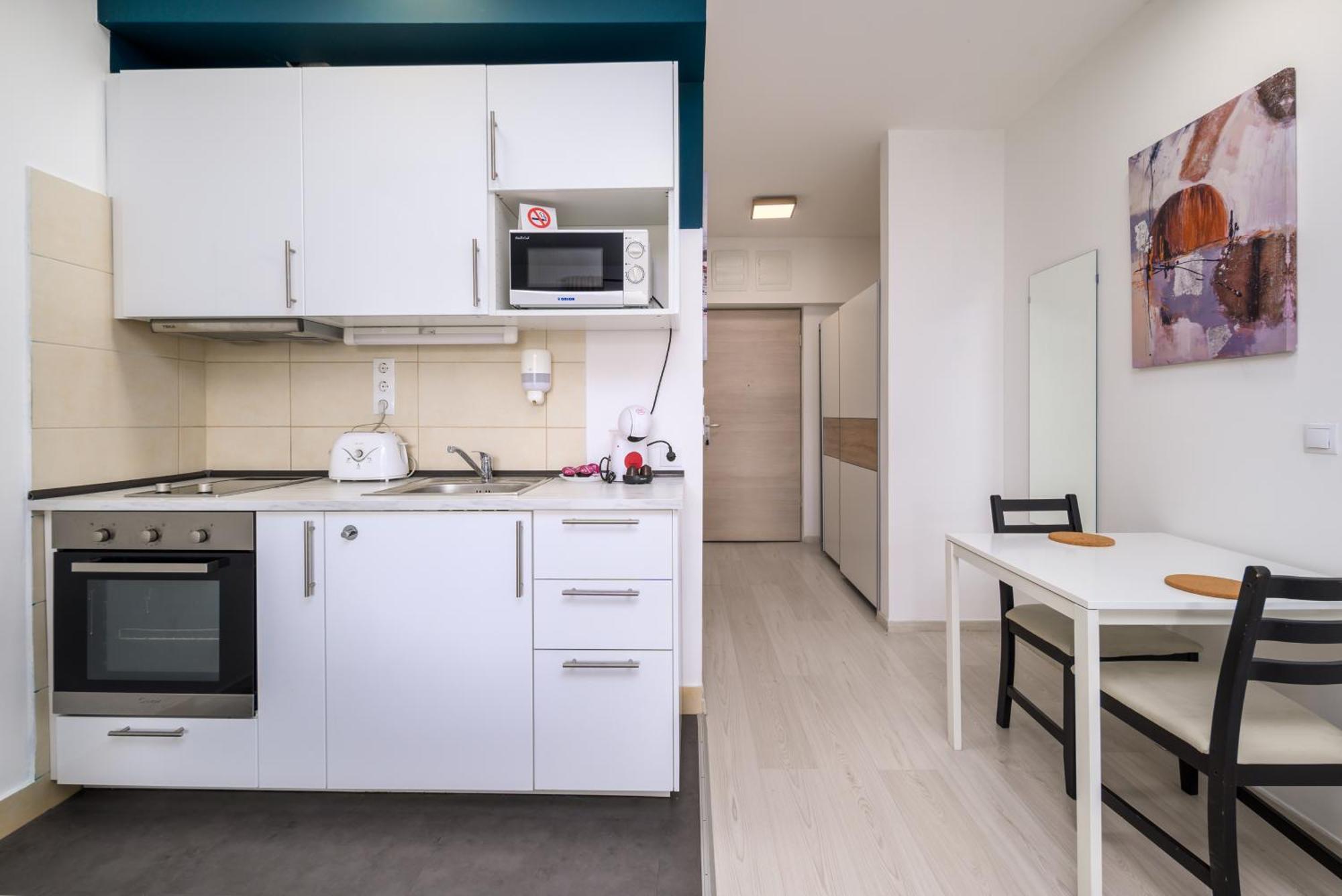 Atrium Residence Deluxe Suite-Free Parking Garage Same Building Budapeşte Dış mekan fotoğraf