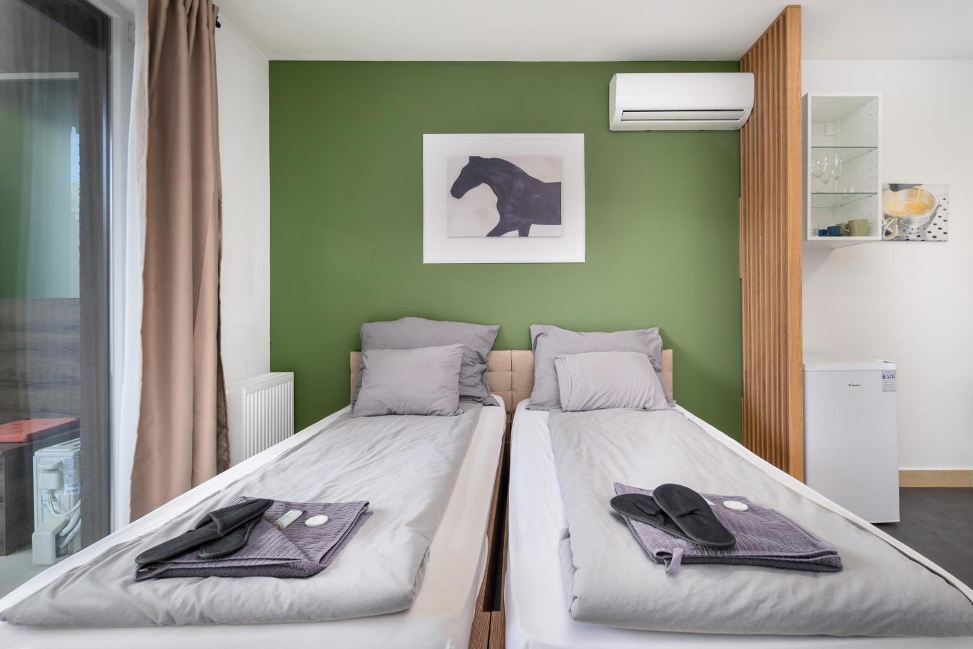 Atrium Residence Deluxe Suite-Free Parking Garage Same Building Budapeşte Dış mekan fotoğraf